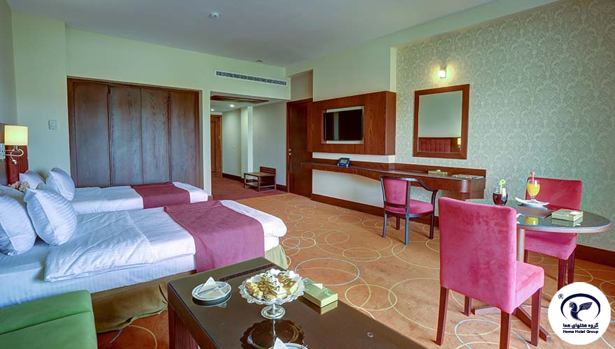 Connect Suite (Family Room)